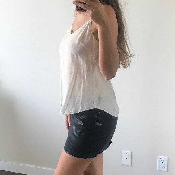 tank top - Picture 2 of 2